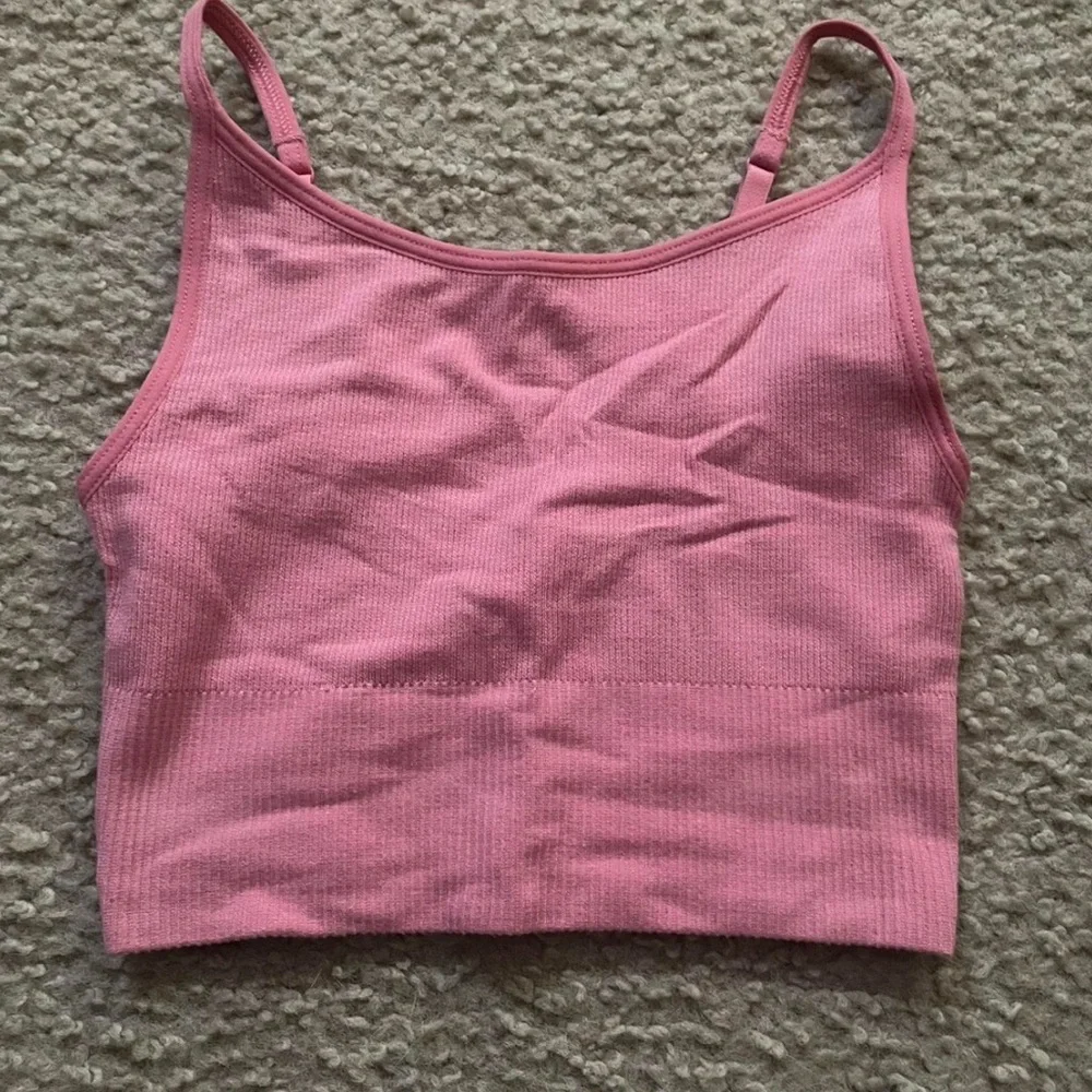 Pink Ribbed Crop Top - Picture 1 of 3